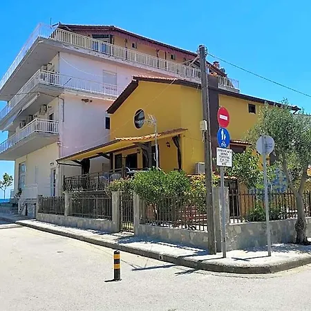 Amaranti Luxury Vrasna