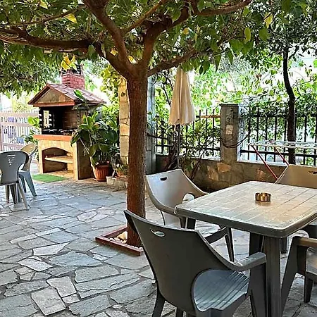 Amaranti Luxury Hotell Vrasna
